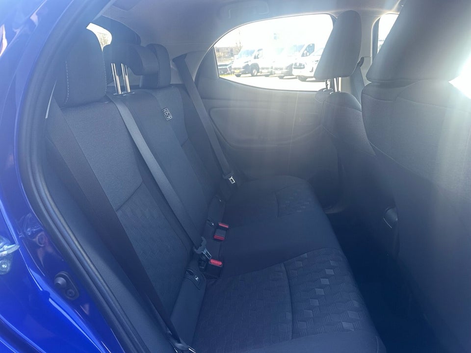 Toyota Yaris 1,5 Hybrid Style Technology e-CVT 5d