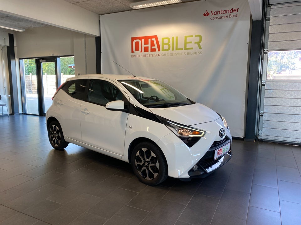 Toyota Aygo 1,0 VVT-i x-press 5d