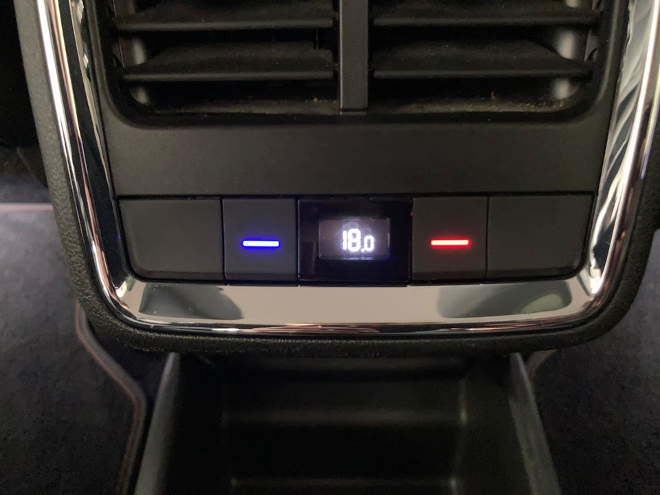 Skoda Enyaq 80 iV Suite 5d