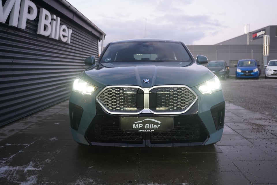 BMW iX2 eDrive20 M-Sport 5d