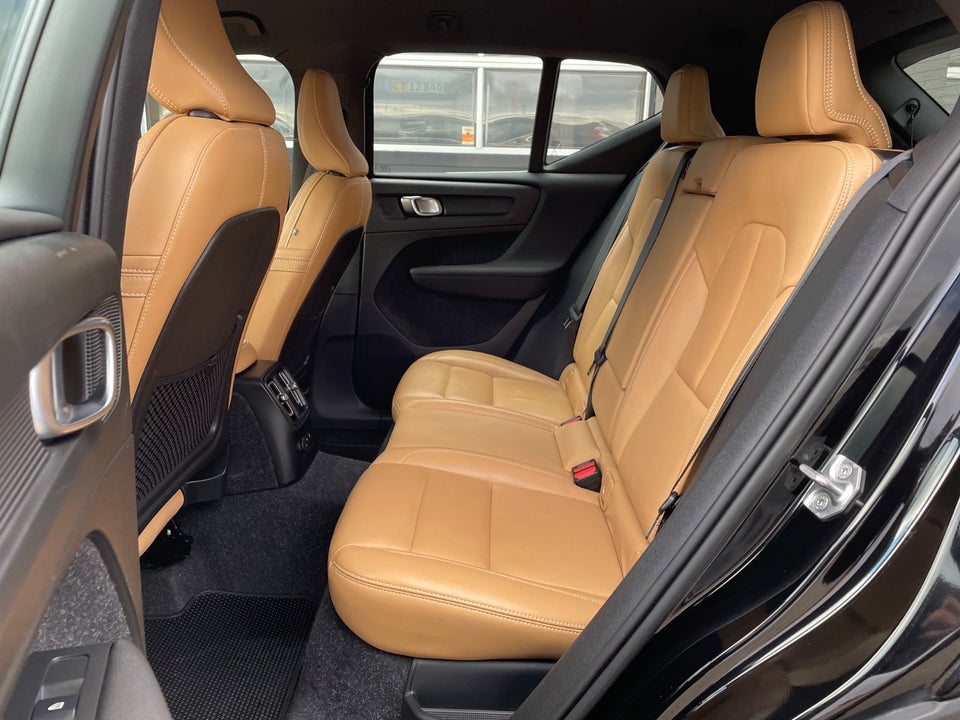 Volvo XC40 1,5 T4 ReCharge Inscription aut. 5d
