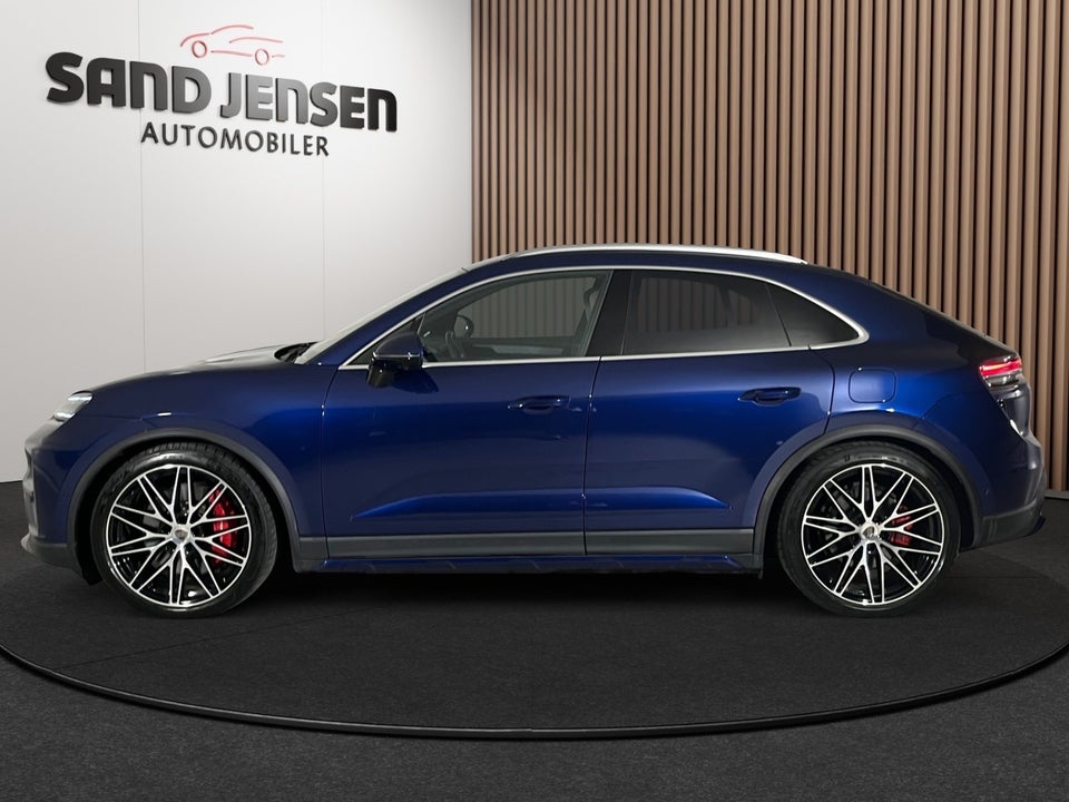 Porsche Macan Turbo 5d
