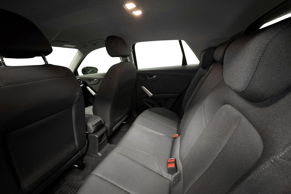 Audi Q2 35 TFSi Prestige S-tr. 5d