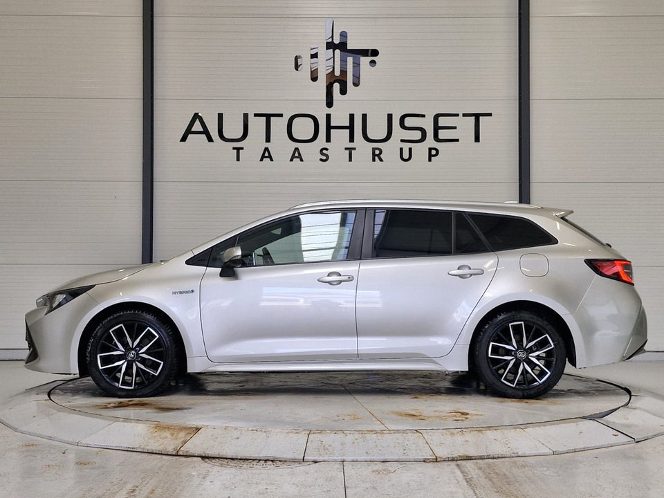 Toyota Corolla 1,8 Hybrid H3 Smart Touring Sports MDS 5d