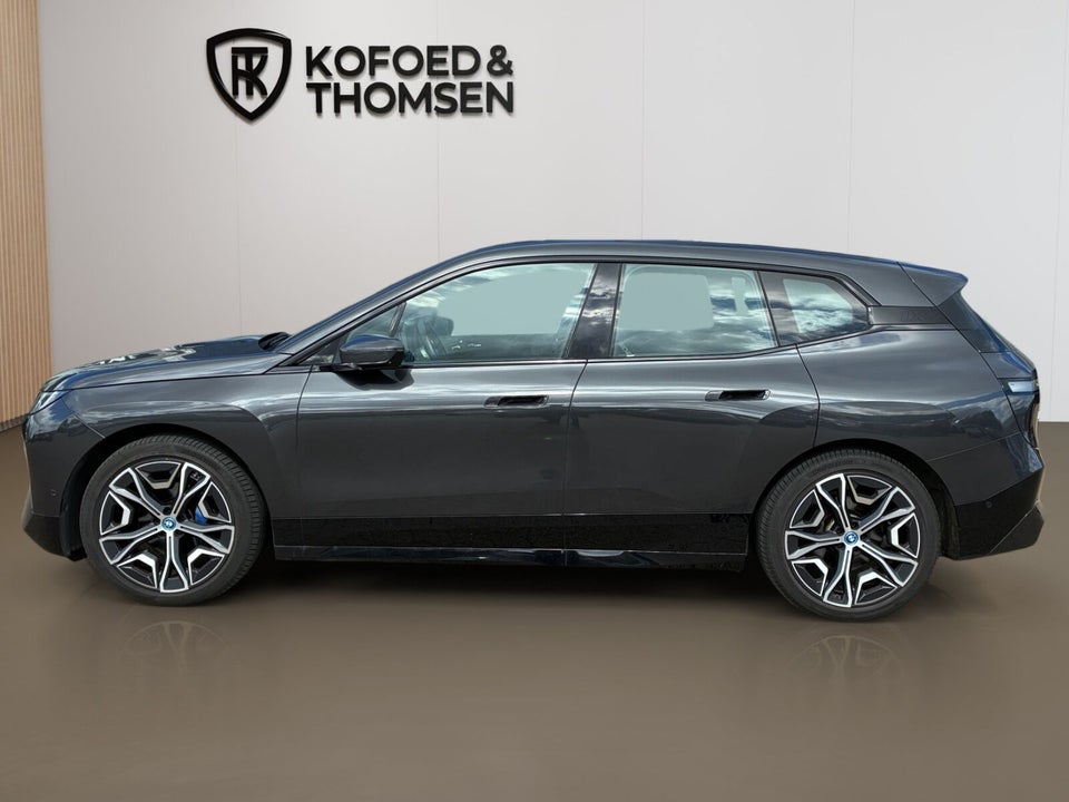 BMW iX xDrive40 5d