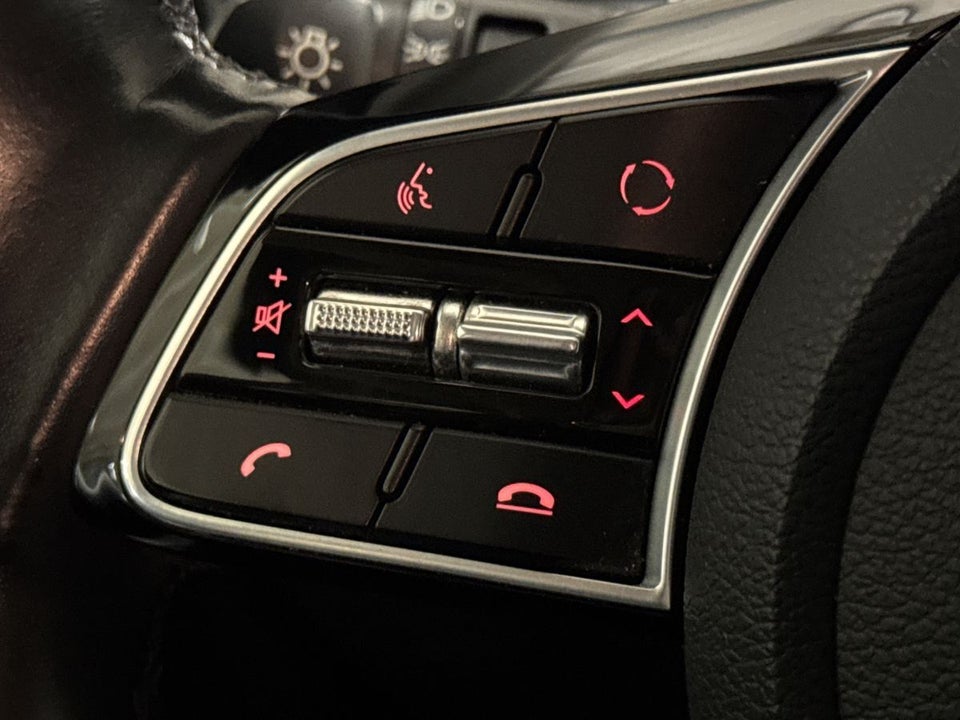 Kia XCeed 1,6 PHEV Upgrade Intro DCT 5d