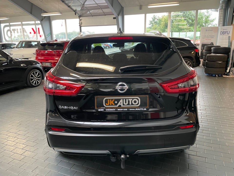 Nissan Qashqai 1,5 dCi 115 Tekna 5d