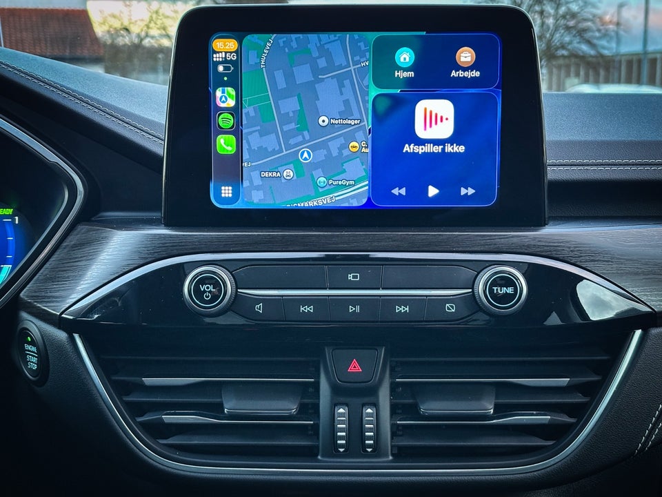 Ford Kuga 2,5 PHEV Vignale CVT 5d