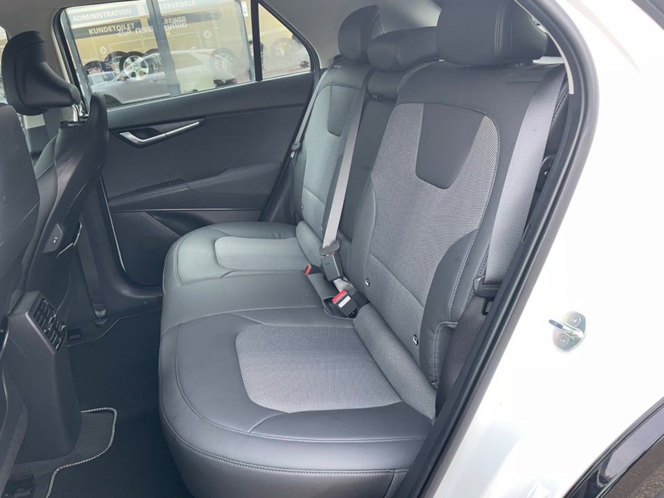 Kia Niro 64 EV Prestige 5d