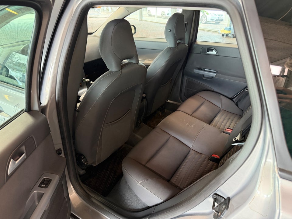 Volvo V50 1,6  5d