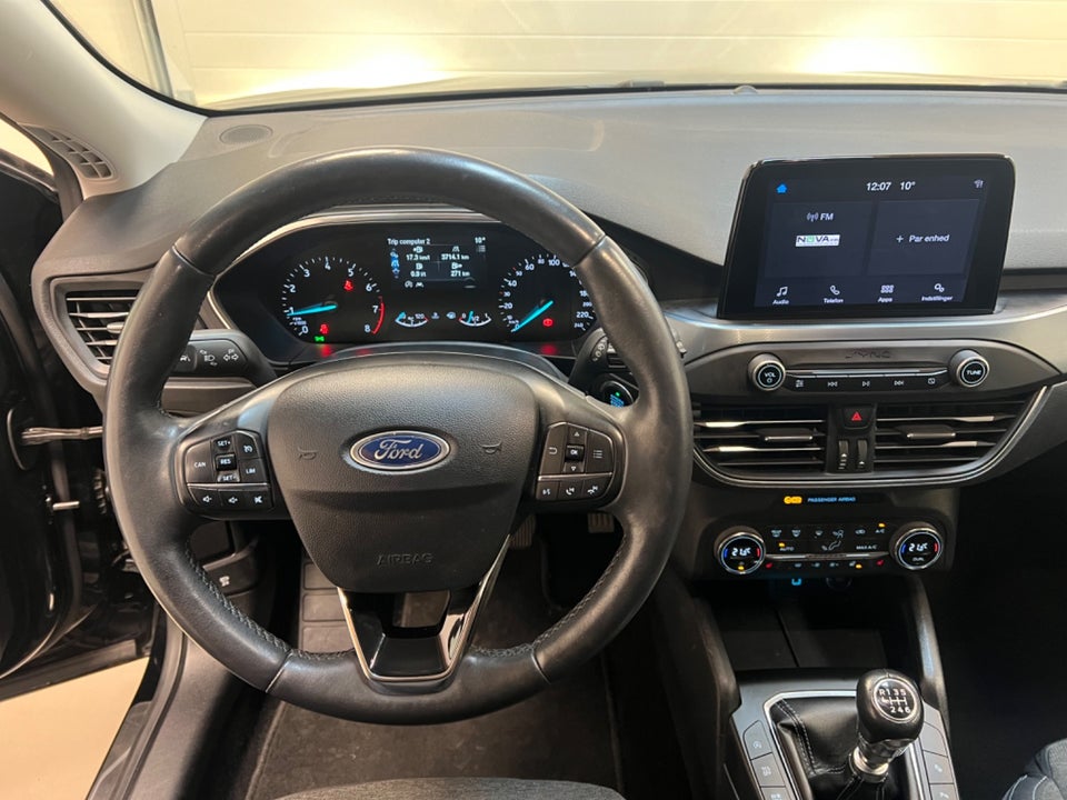 Ford Focus 1,5 EcoBoost Active stc. 5d