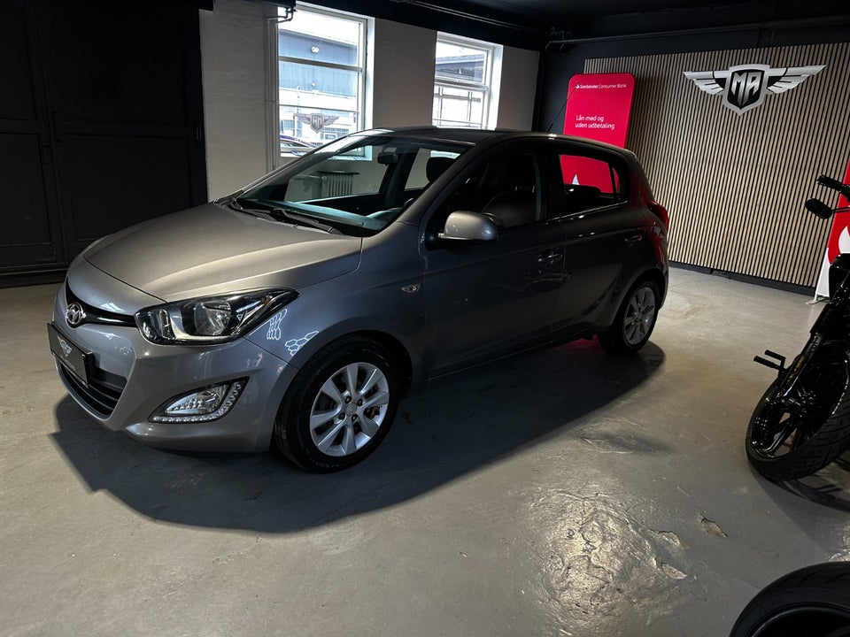 Hyundai i20 1,25 Classic XTR 5d