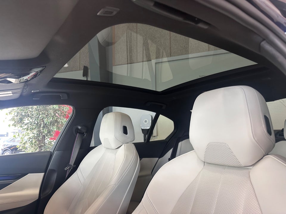 BMW i5 eDrive40 M-Sport Pro 4d