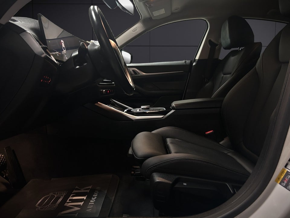 BMW i4 eDrive40 Charged 5d