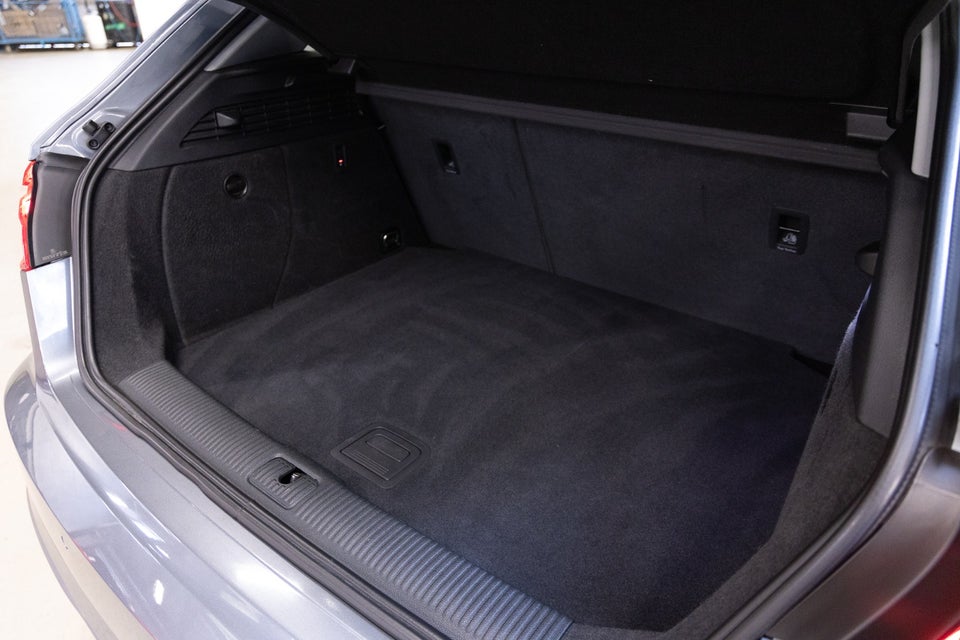 Audi A3 40 TFSi S-line Sportback quattro S-tr. 5d