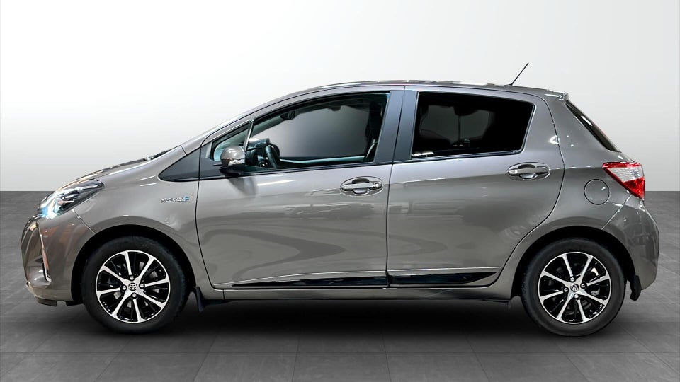 Toyota Yaris 1,5 Hybrid H3 Smart e-CVT 5d