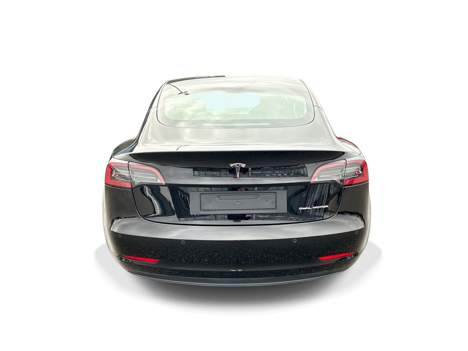 Tesla Model 3 Long Range AWD 4d