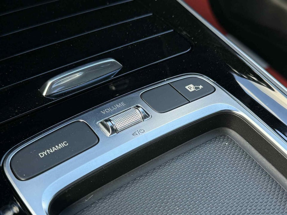 Mercedes EQA300 Progressive 4Matic 5d