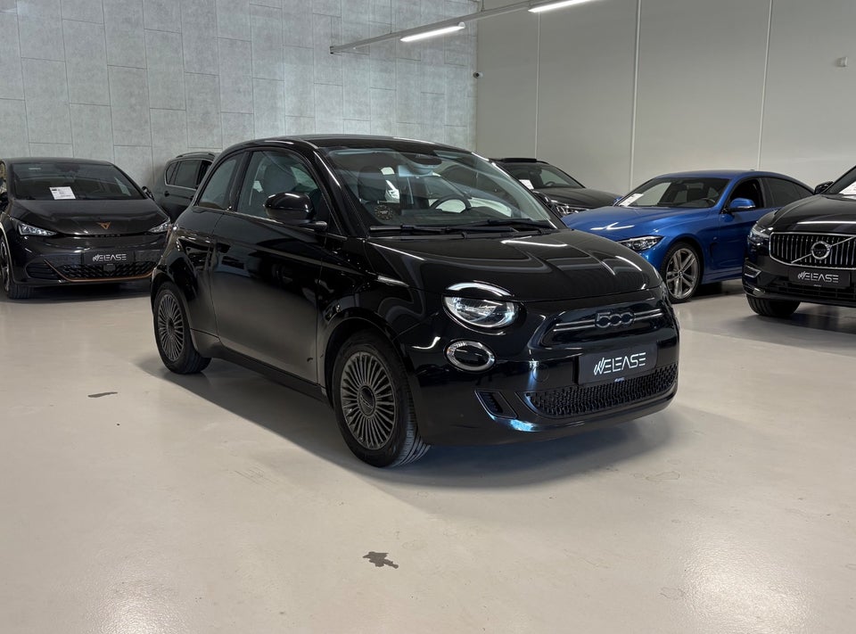 Fiat 500e 42 Icon 3d