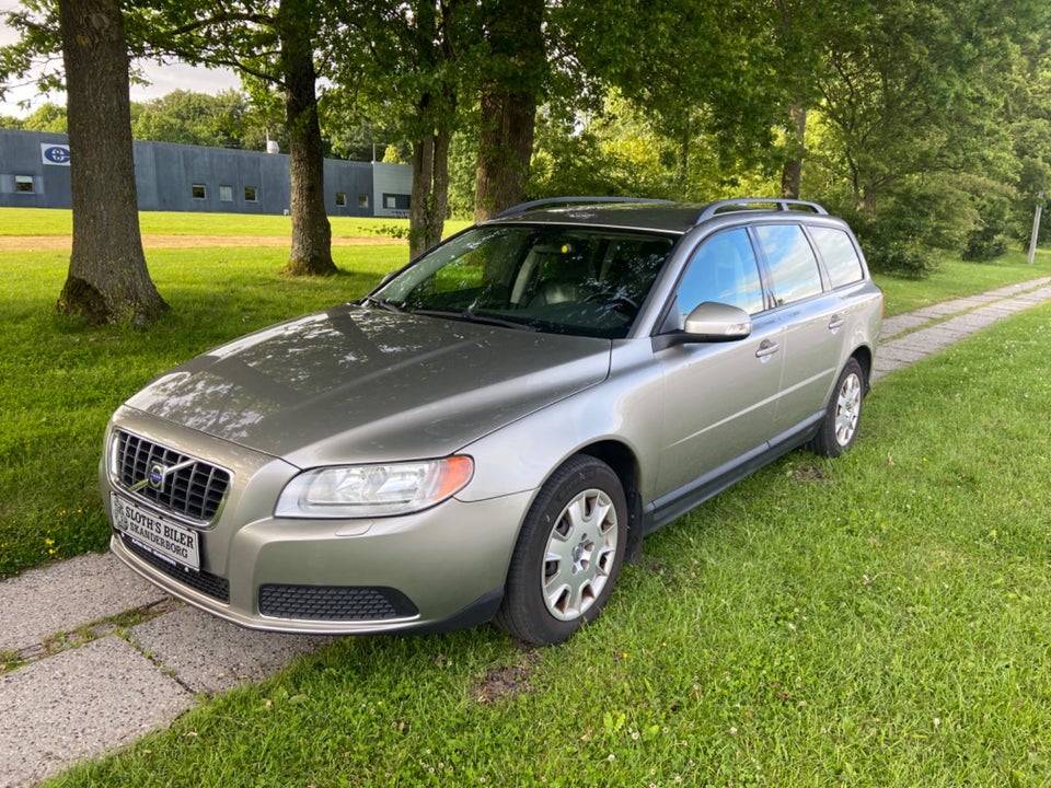 Volvo V70 2,0 Summum 5d