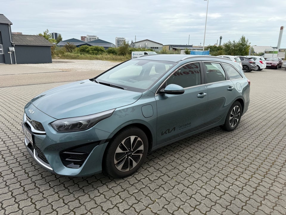 Kia Ceed 1,6 PHEV Prestige SW DCT 5d