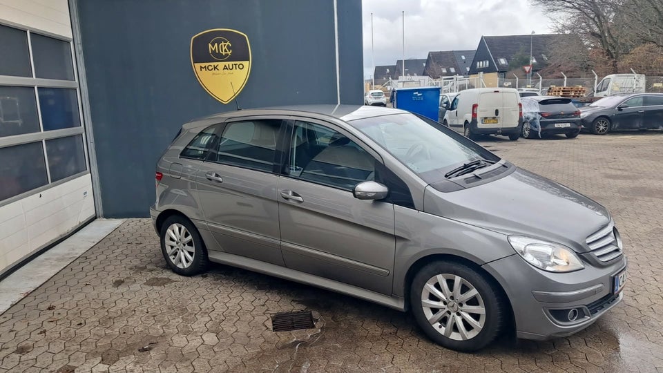 Mercedes B180 2,0 CDi aut. 5d