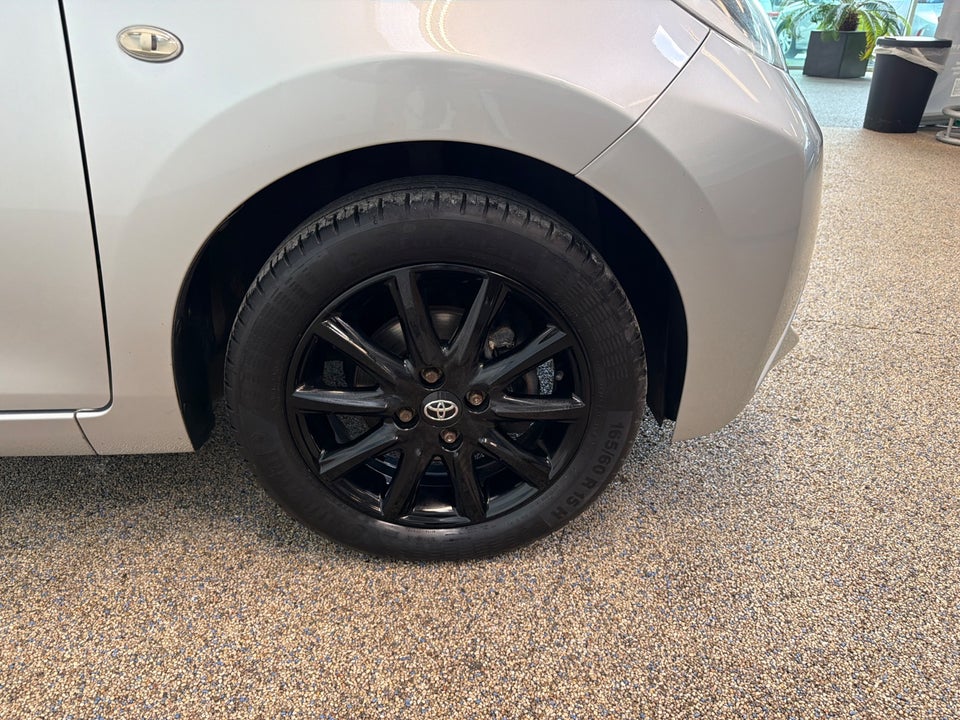 Toyota Aygo 1,0 VVT-i x 5d