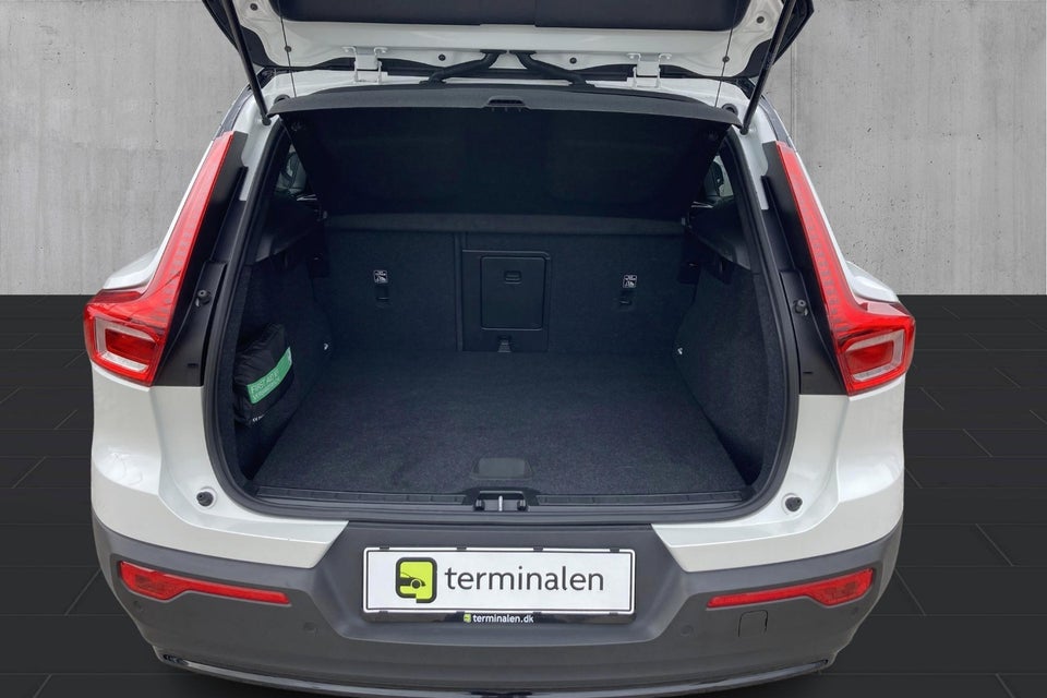 Volvo XC40 ReCharge Twin Core 5d