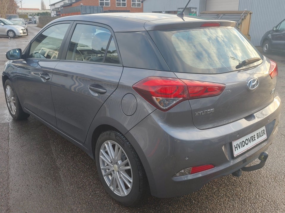 Hyundai i20 1,25 Life+ 5d