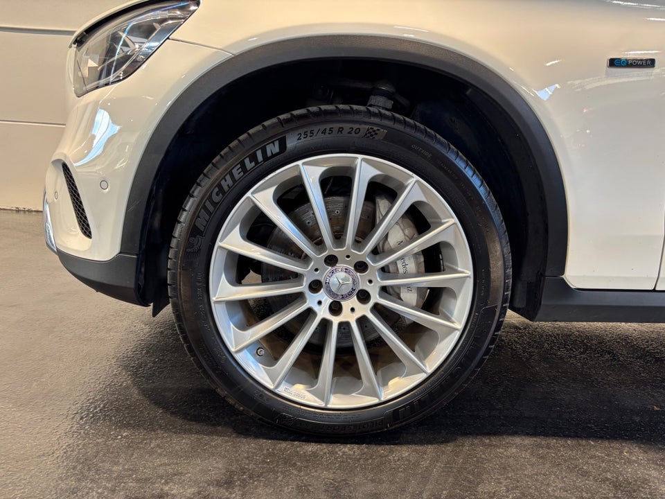 Mercedes GLC300 de 2,0 aut. 4Matic 5d