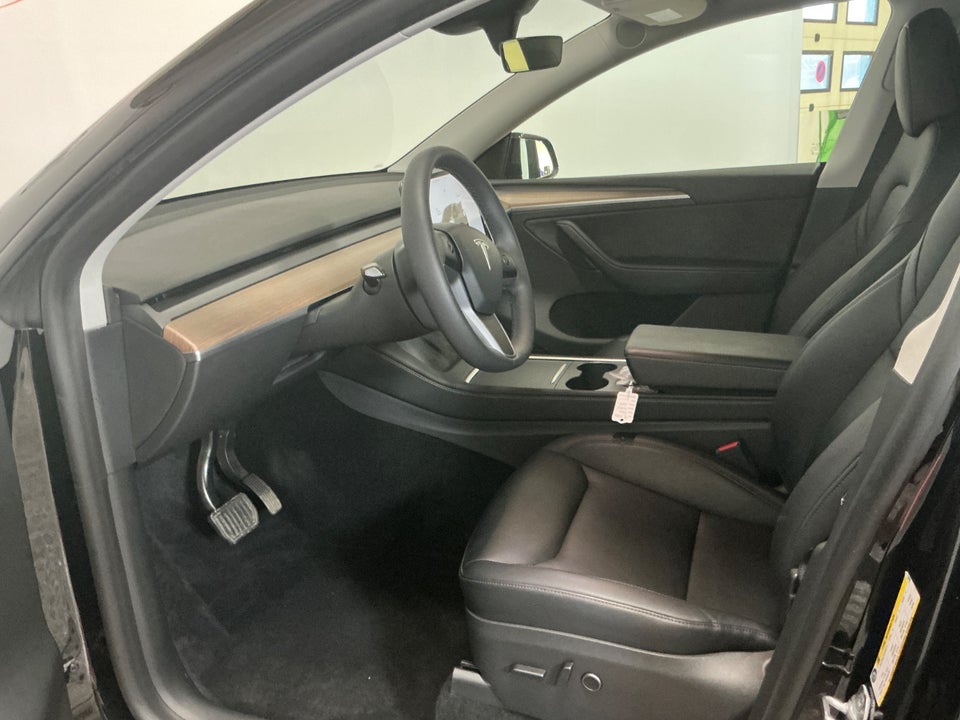 Tesla Model Y Long Range RWD 5d
