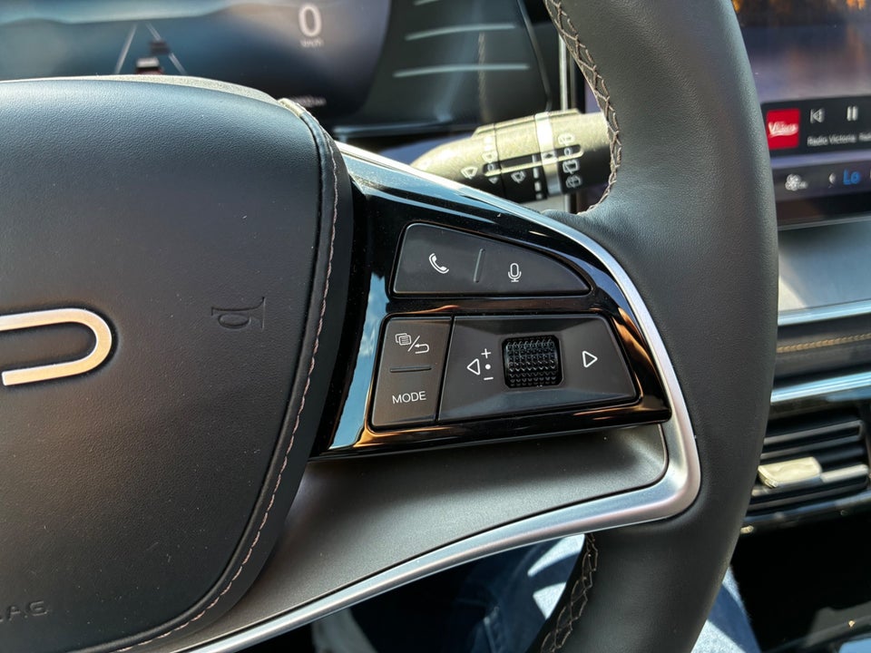 BYD Tang 109 Flagship AWD 7prs 5d