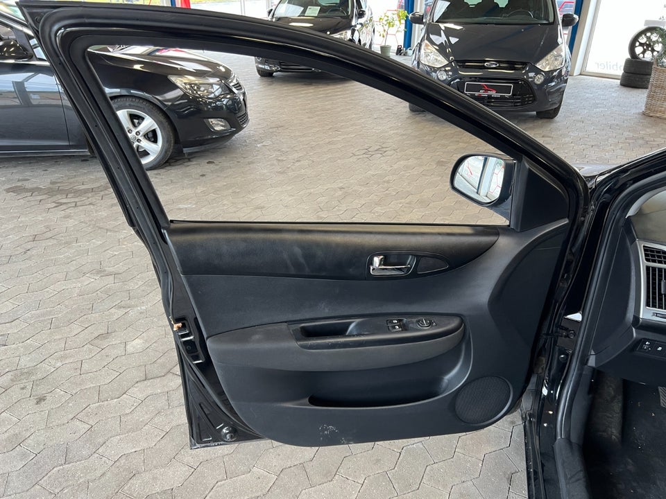 Hyundai i20 1,25 Life+ 5d
