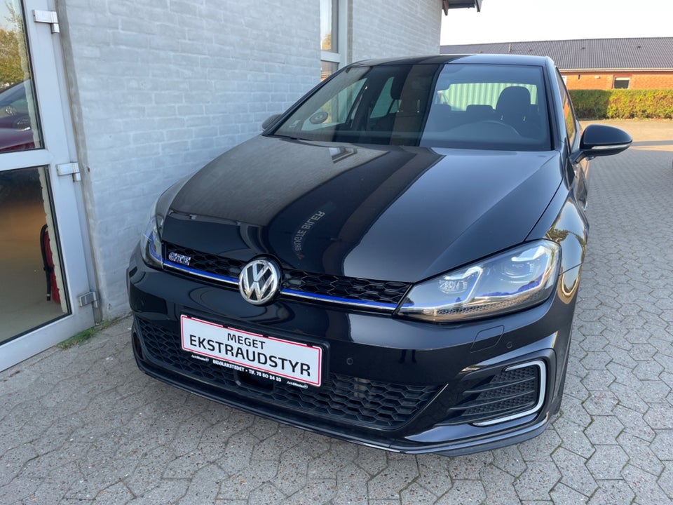 VW Golf VII 1,4 GTE DSG 5d