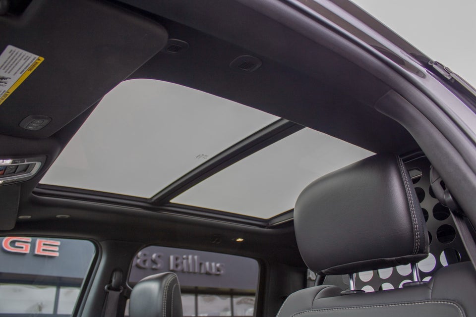 Dodge RAM 1500 5,7 V8 Hemi Rebel aut. 4d