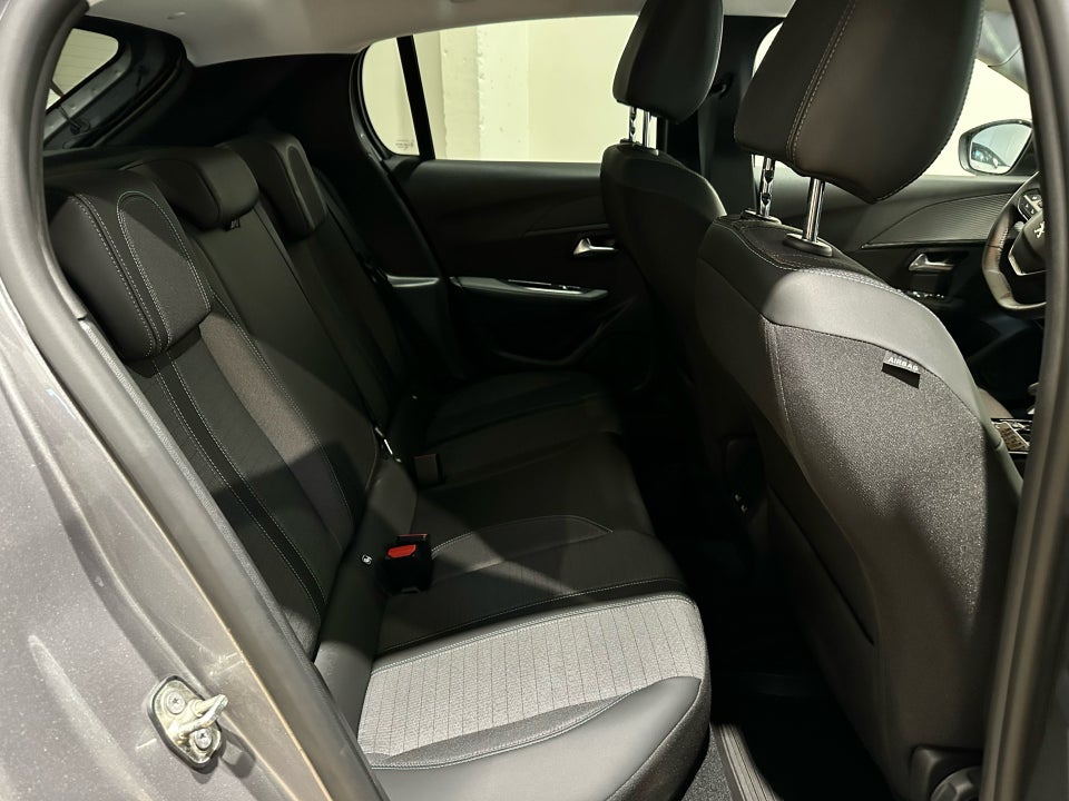 Peugeot e-208 50 Allure Pack 5d