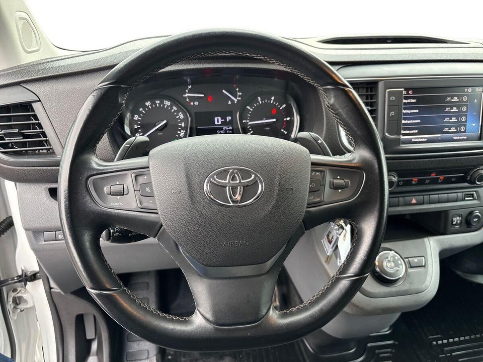 Toyota ProAce 2,0 D 122 Long Comfort Master aut. 6d