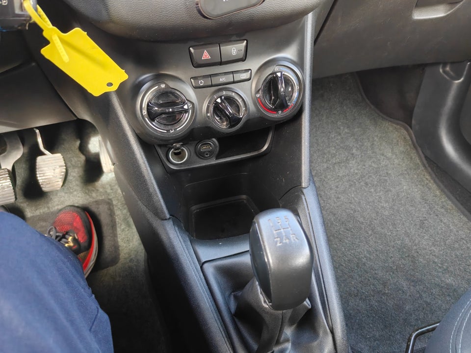 Peugeot 208 1,2 VTi Active Motion 5d