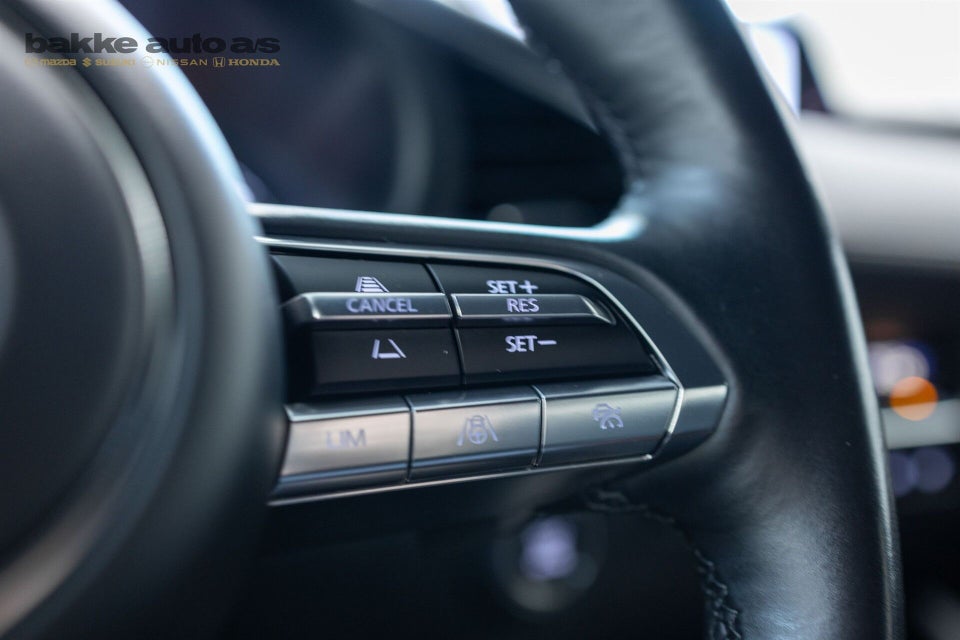 Mazda 3 2,0 e-SkyActiv-G 150 Cosmo Tech aut. 5d