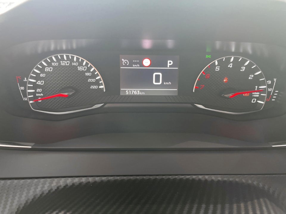 Peugeot 208 1,2 PureTech 100 Allure EAT8 5d