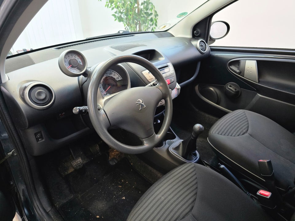 Peugeot 107 1,0 Cool 5d