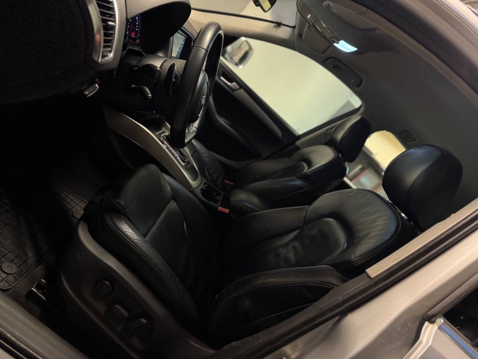 Audi Q5 3,0 TDi 240 quattro S-tr. 5d