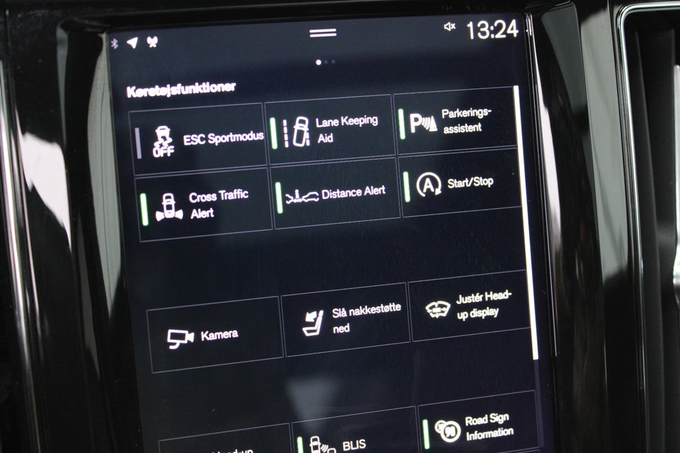 Volvo XC60 2,0 B4 197 R-Design aut. AWD 5d