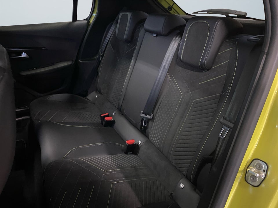 Peugeot e-208 54 GT 5d