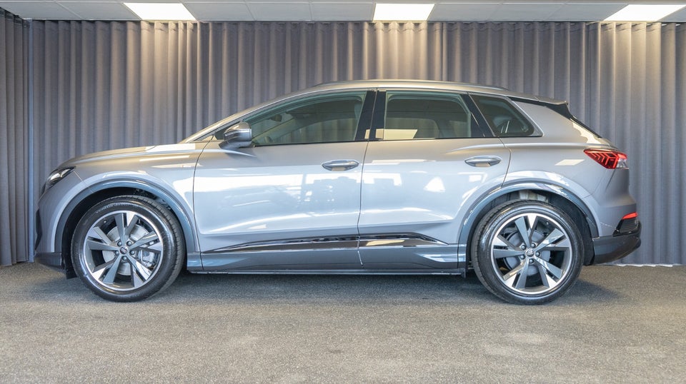 Audi Q4 e-tron 45 S-line Edition 5d