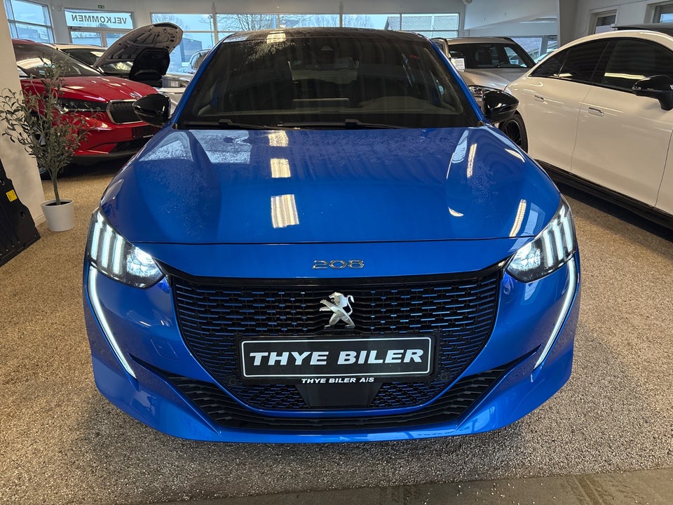 Peugeot e-208 50 GT Sky 5d