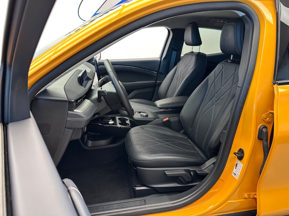 Ford Mustang Mach-E 88 Extended Range 5d