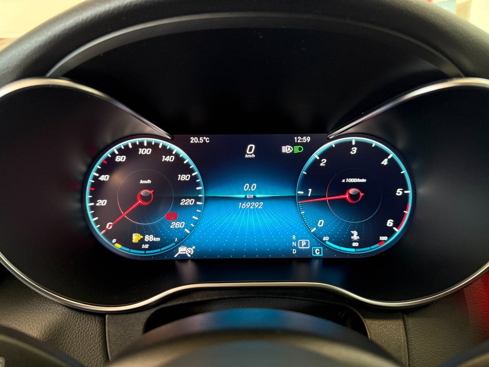Mercedes C220 d 2,0 Advantage AMG Coupé aut. 2d