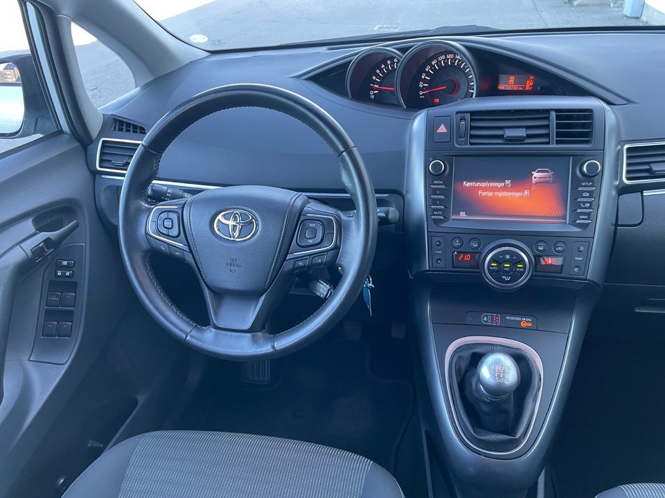 Toyota Verso 1,8 VVT-i T2 Premium 5d