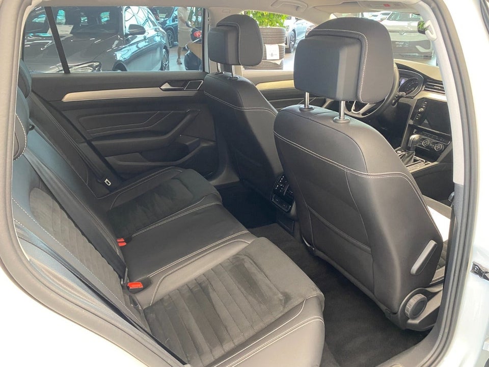 VW Passat 1,5 TSi 150 Elegance+ Variant DSG 5d